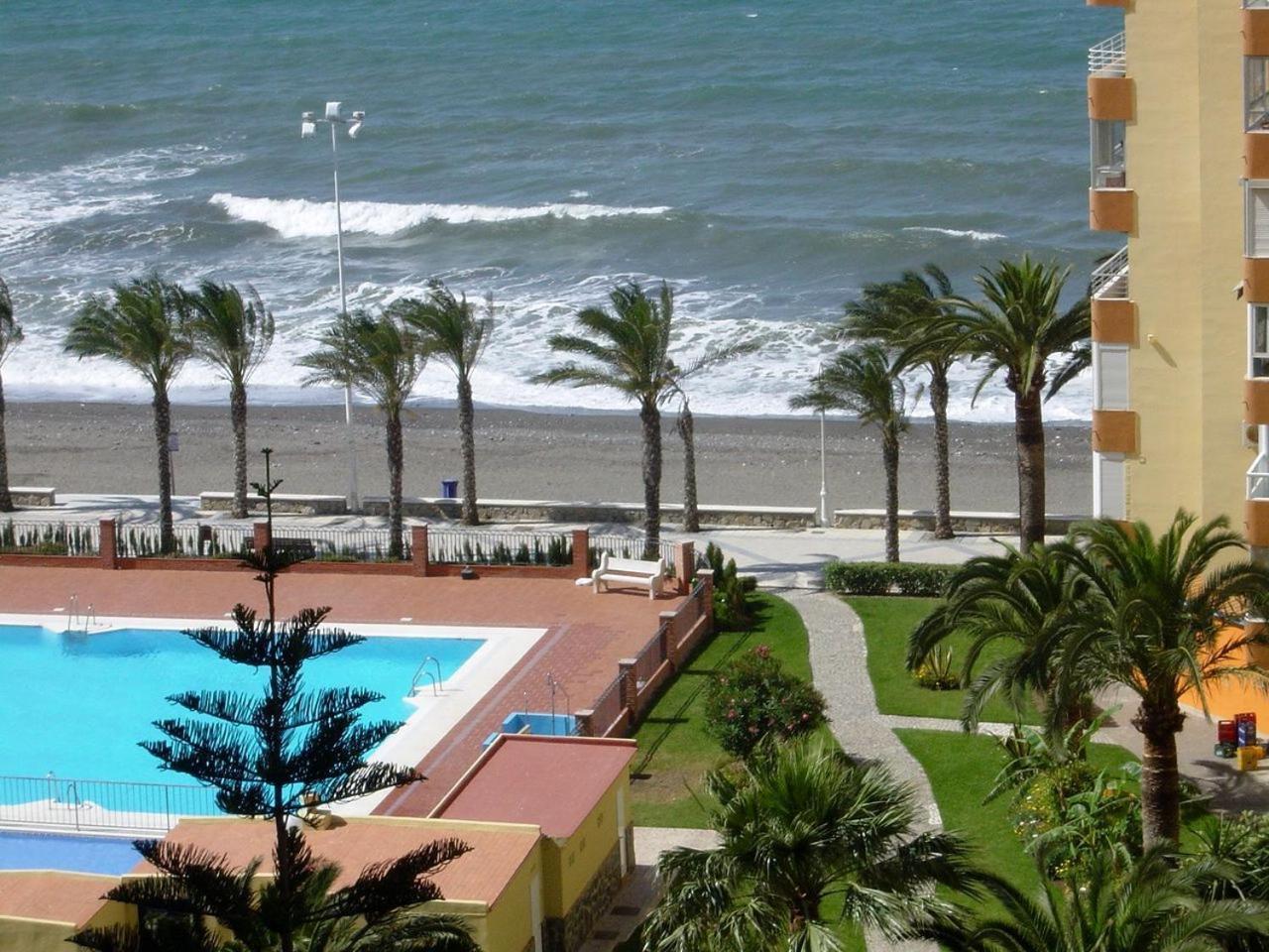 Apartamentos Intercentro Algarrobo-Costa Apartamentos Turisticos -Inmobiliaria Eksteriør billede